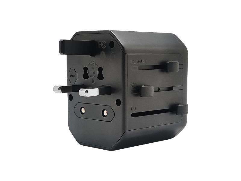 World Travel Adaptor — with 10.5W Power Delivery