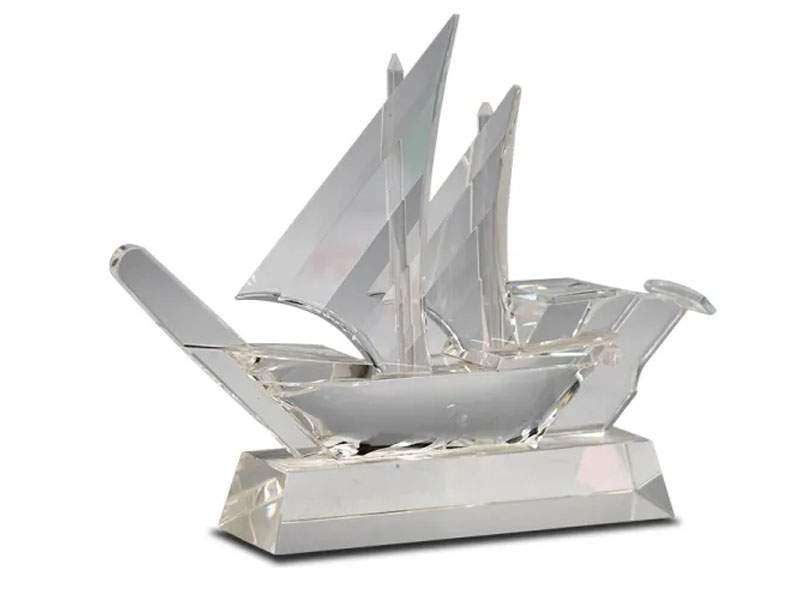 Angel Mist — Crystal Arabic Dhow Souvenir Trophy