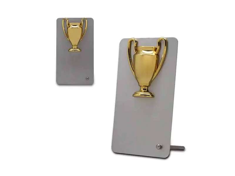 Triumph – Classic Metal Cup Trophy