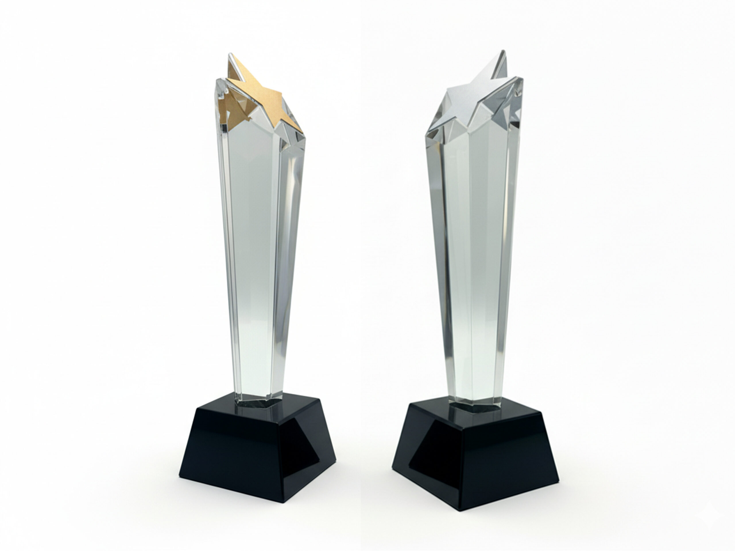 Stellara — Crystal Trophy with Black Glass Base & Metal Star
