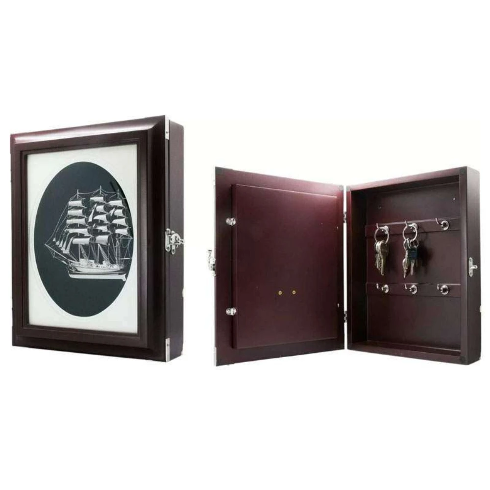 Armoire – Wooden Sailboat Design Key Case