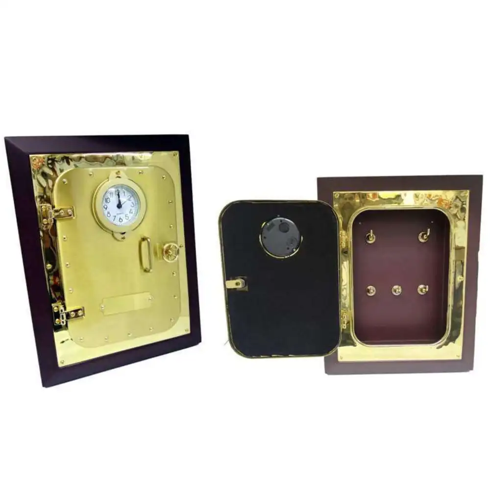 Tejuri – Metallic Gold & Wood Solid Key Case